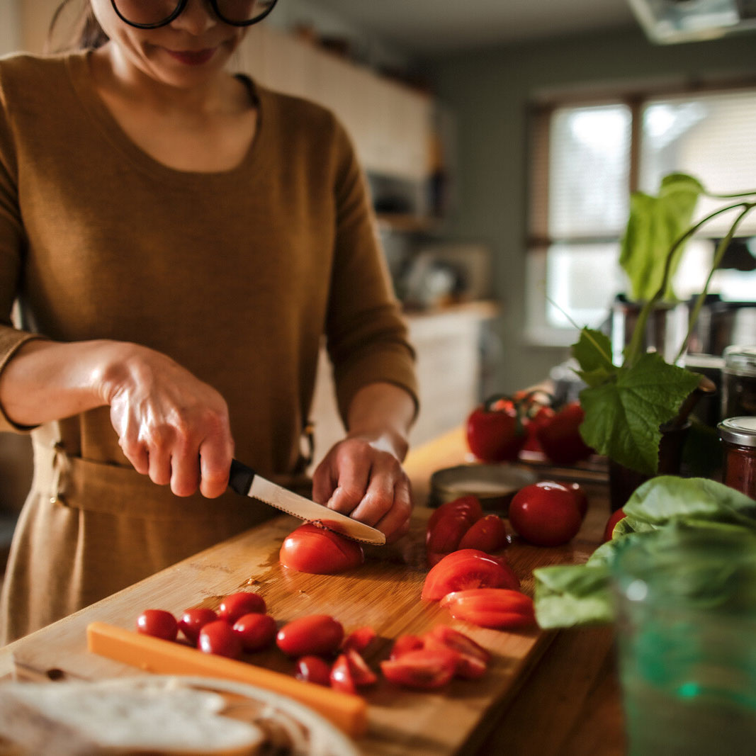 Tomatkniv Fiskars Functional Form 12 cm