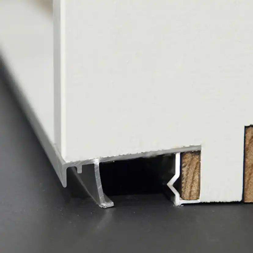 Fönsterdörr Outline Helglasad Enkeldörr 3-Glas Trä