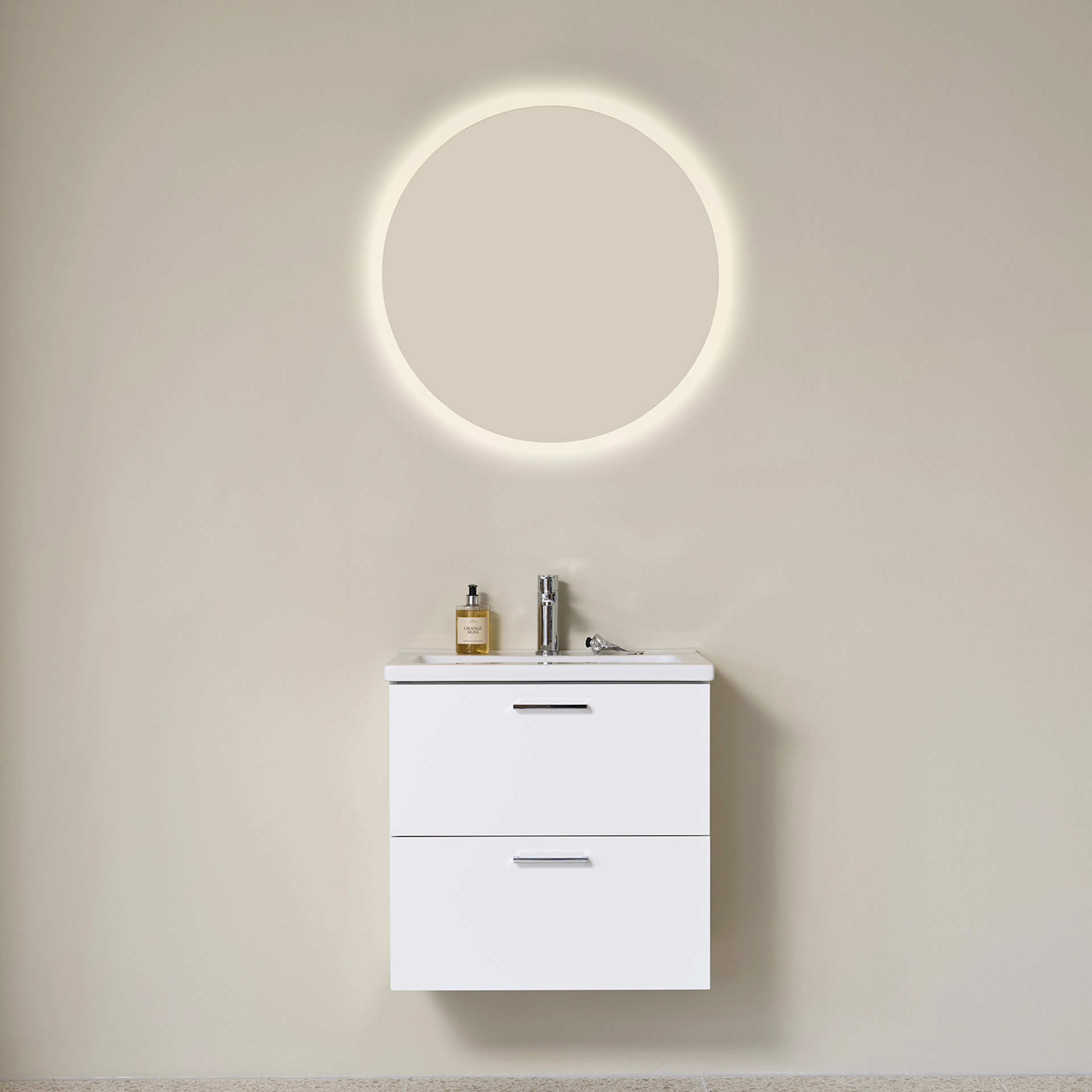 Möbelpaket Vedum Free 615 Compact Maja med Tvättställ och LED-Spegel Säven Vit