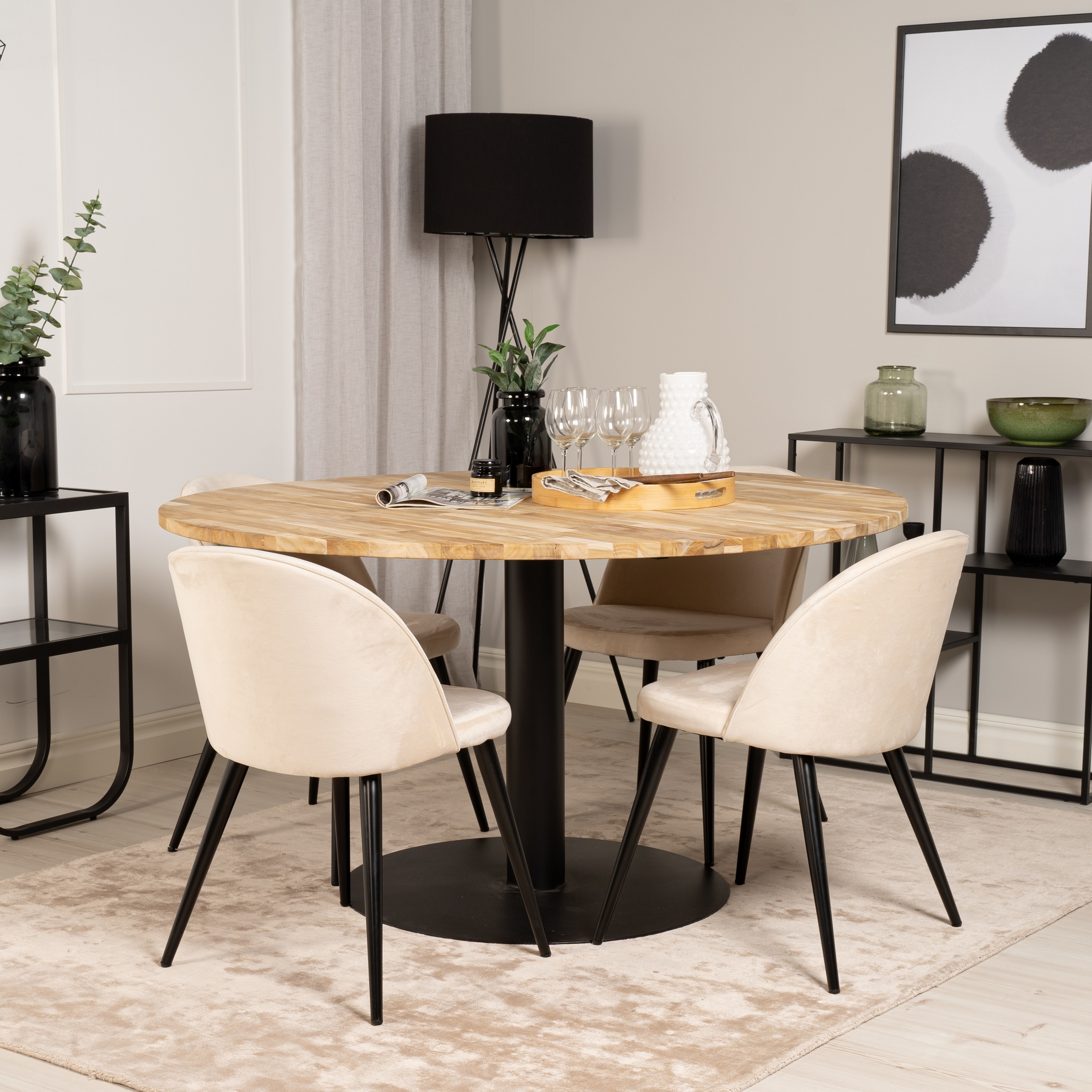 Matgrupp Venture Home Cirebon med 4 Velvet Stolar