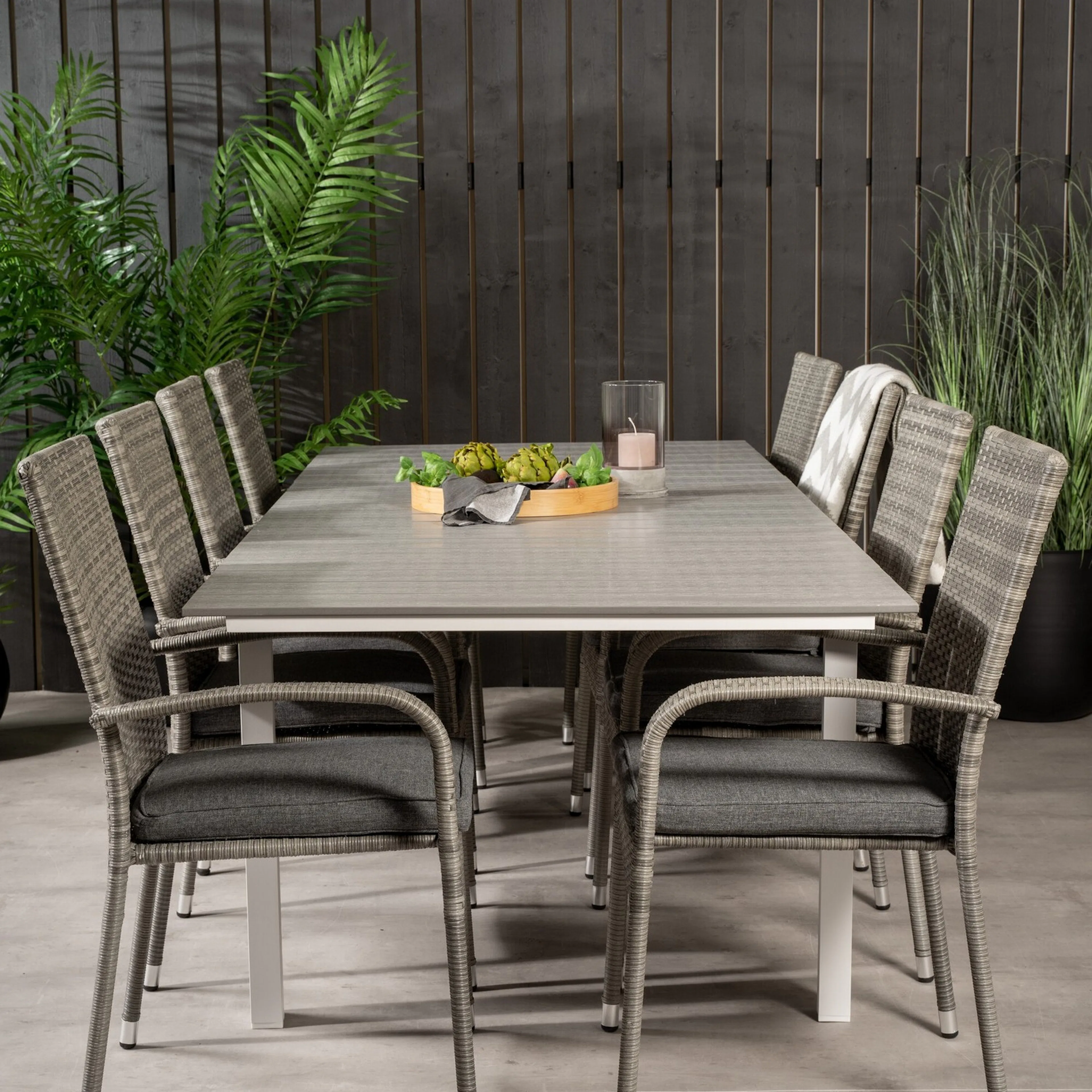 Matgrupp Venture Home Lova 160/240 med 8 Asta Stolar