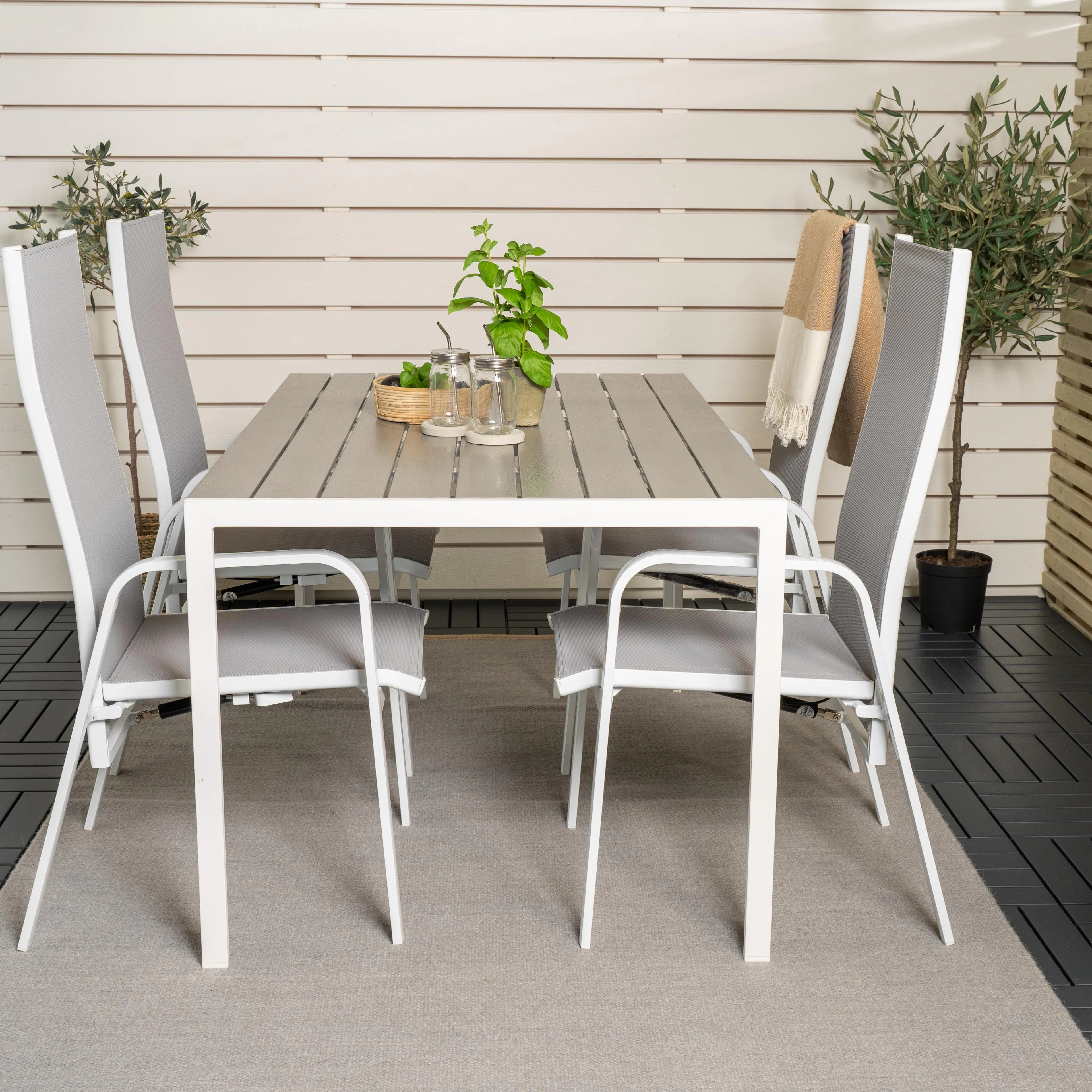 Matgrupp Venture Home Bront 150 med 4 Copacabana Stolar