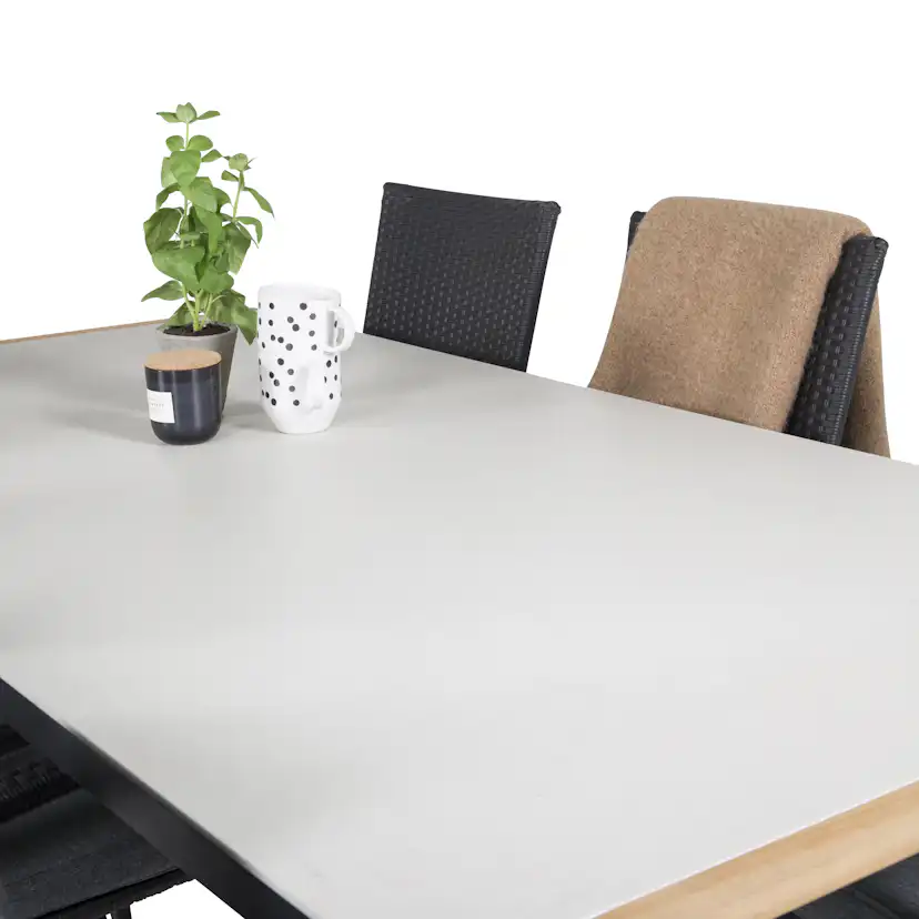 Matgrupp Utomhus Venture Home Tilly 200 med 6 Asta Trädgårdsstolar