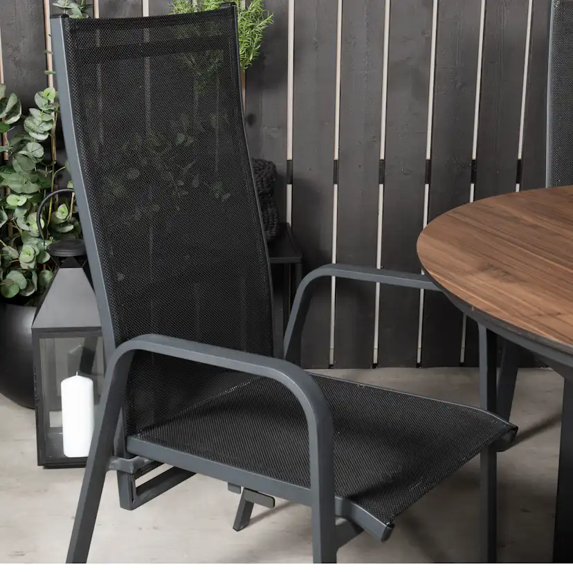 Matgrupp Venture Home Lea Ø 120 med 4 Copacabana Stolar