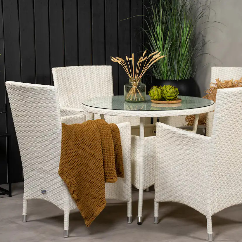 Matgrupp Venture Home Virda Ø 90 med 4 Milwa Stolar