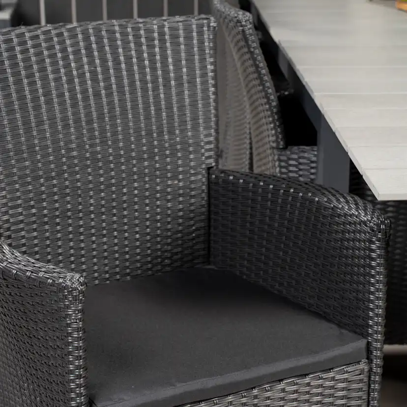 Matgrupp Venture Home Lova 224/324 med 10 Kira Karmstolar