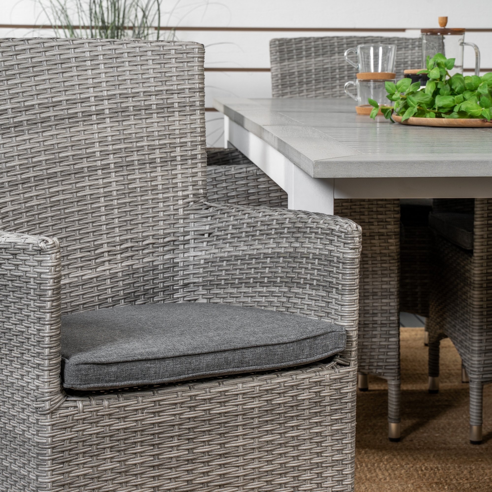 Matgrupp Venture Home Aleyna 152/210 med 6 Milwa Stolar