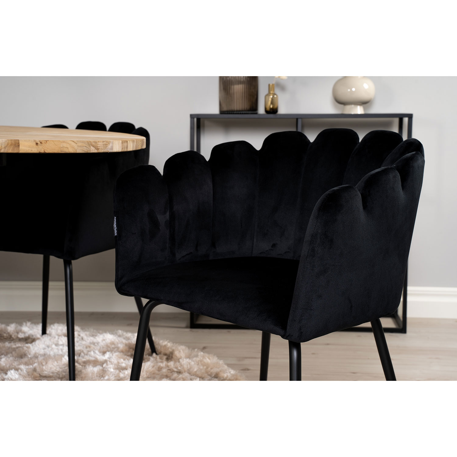 Matgrupp Venture Home Cirebon med 4 Limhamn stolar