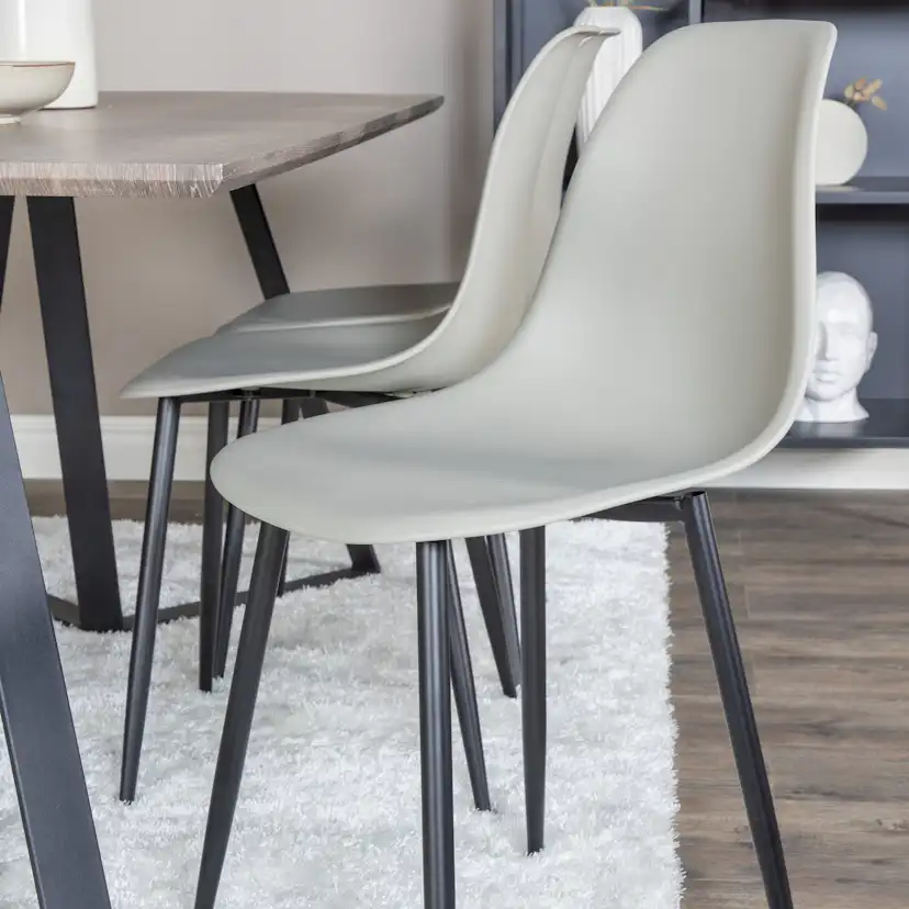 Matgrupp Venture Home Madde med 6 Pop Stolar