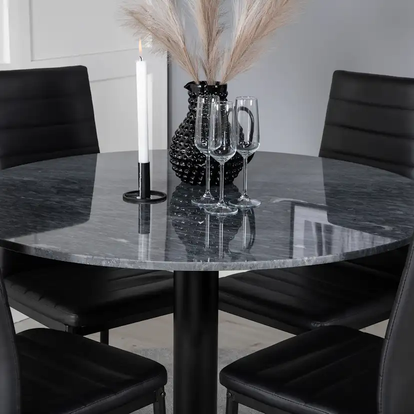 Matgrupp Venture Home Estelle med 4 Sly Stolar Konstläder