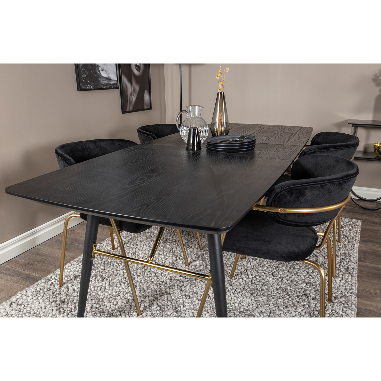 Matgrupp Venture Home Gold med 4 Arrow stolar