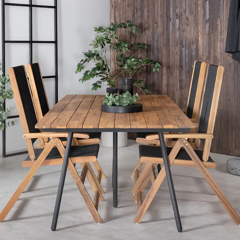 Matgrupp Venture Home Chane med 4 Jimbo Vikbara Matstolar