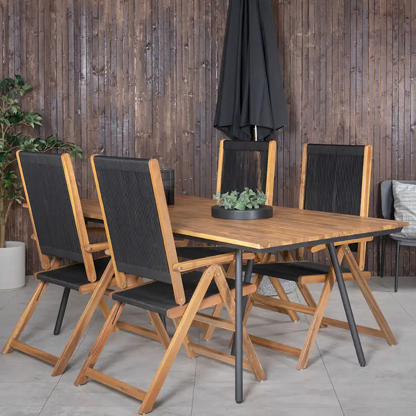 Matgrupp Venture Home Chane med 4 Jimbo Vikbara Matstolar