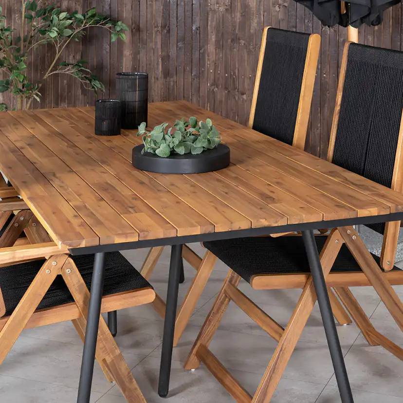 Matgrupp Venture Home Chane med 4 Jimbo Vikbara Matstolar