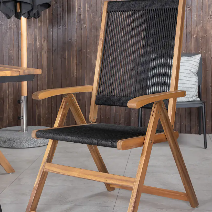 Matgrupp Venture Home Chane med 4 Jimbo Vikbara Matstolar