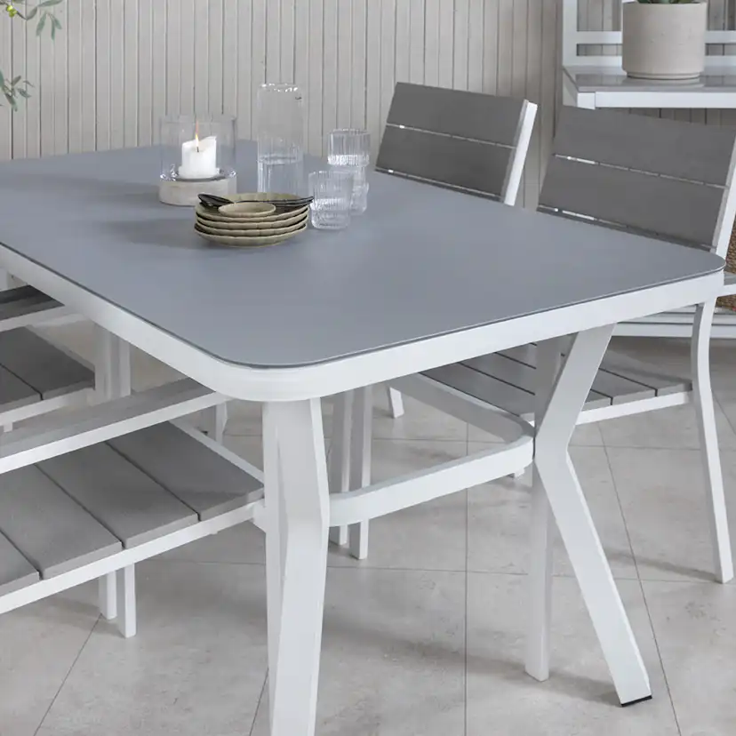 Matgrupp Utomhus Venture Home Vyn med 4 Lede Stapelbara Trädgårdsstolar