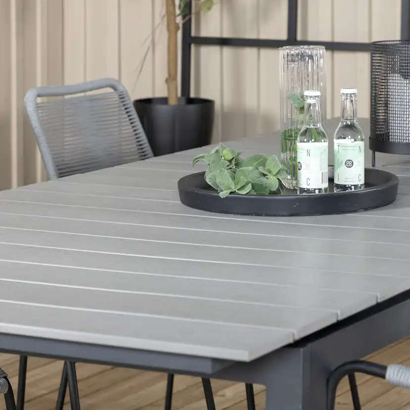 Matgrupp Venture Home Lova 224 med 6 Leon Matstolar