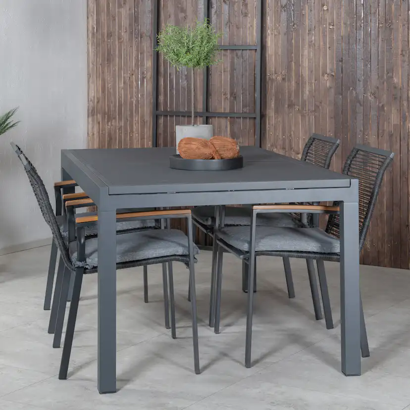 Matgrupp Venture Home Marbella med Deni Stolar