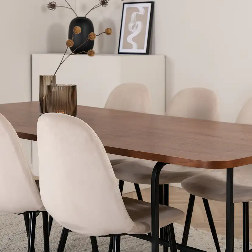 Matgrupp Venture Home Chicago matbord och Pobbie matstol