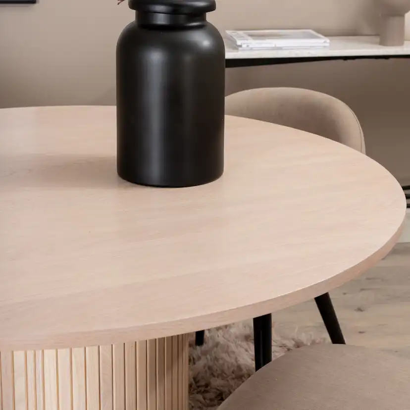 Matgrupp Venture Home Bianca Rund med 4 Valentina Stitcthes Stolar Polyester