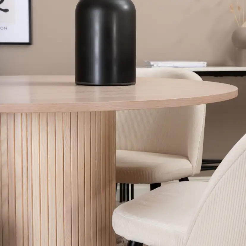 Matgrupp Venture Home Bianca Rund Benvit med 4 Valentina Stolar