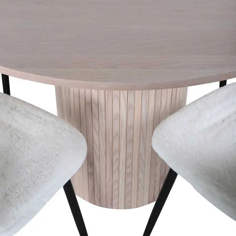 Matgrupp Venture Home Bianca Rund med 4 Pobbie Stolar