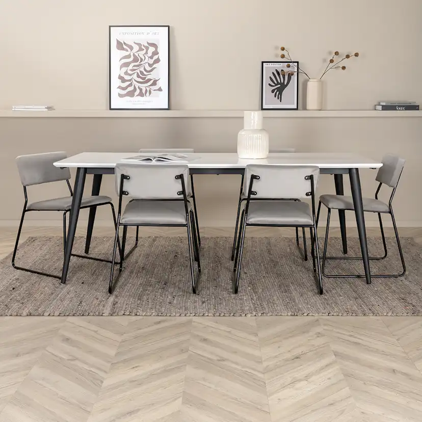 Matgrupp Venture Home Jolie med 6 Kungshamn Stolar Sammet