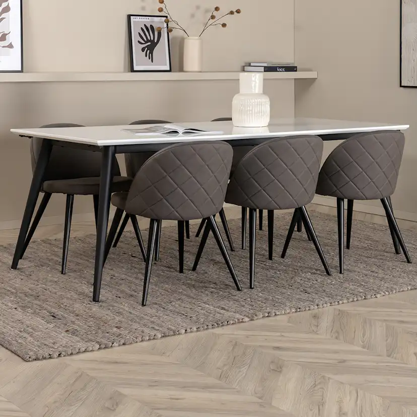 Matgrupp Venture Home Jolie med 6 Valentina Stitcthes Stolar Mikrofiber