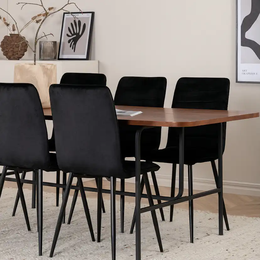 Matgrupp Venture Home Chicago matbord och Walerina matstol Brun