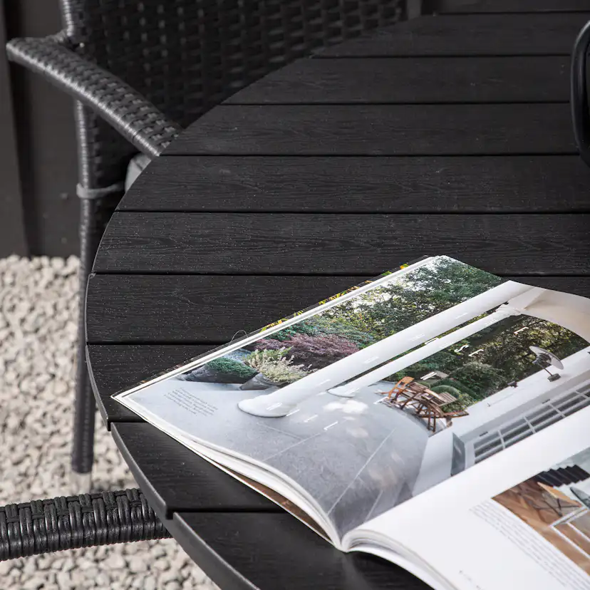 Matgrupp Utomhus Venture Home Break Ø120 med 4 Anna KarmTrädgårdsstolar