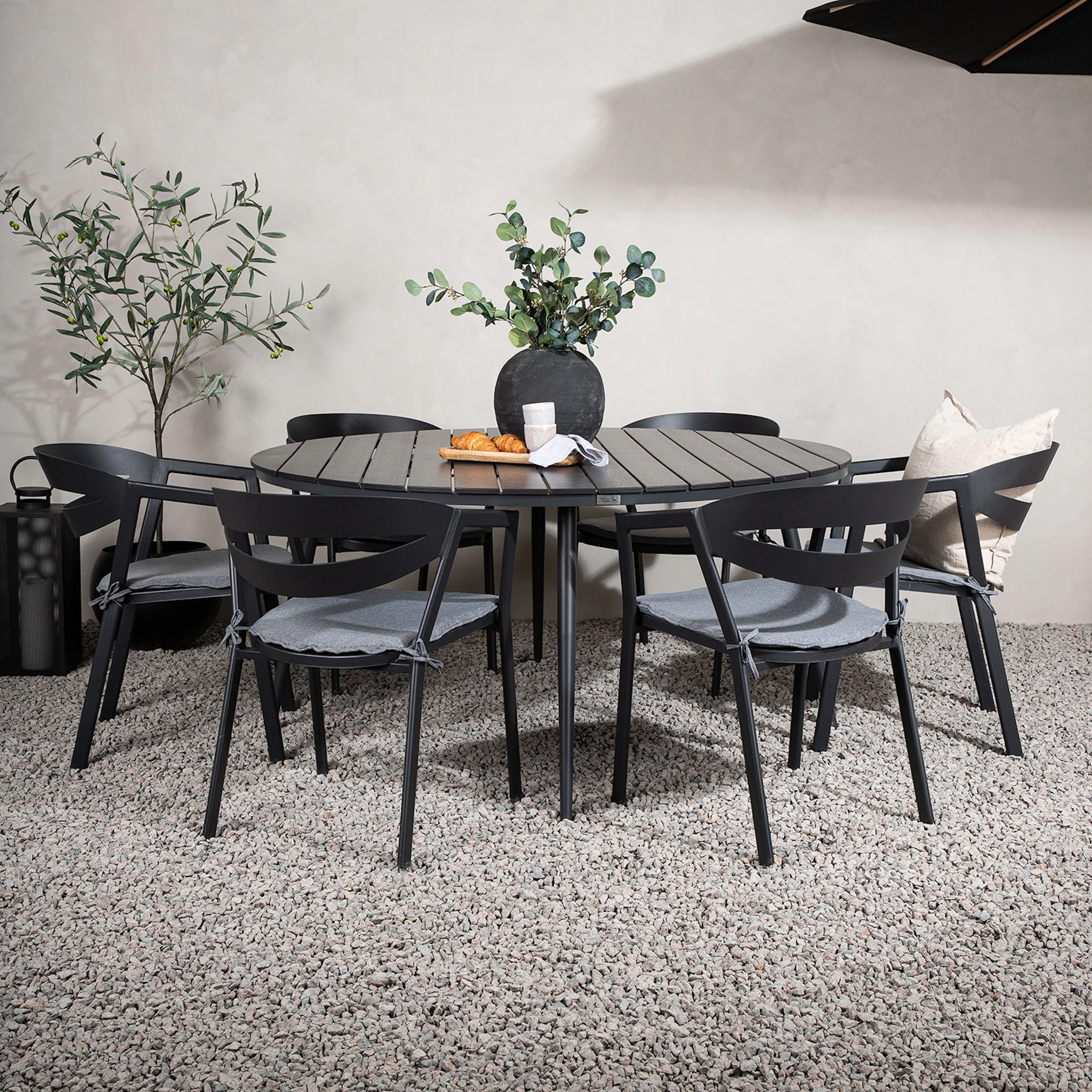 Matgrupp Venture Home Break Ø150 med 6 Slit Stapelstolar