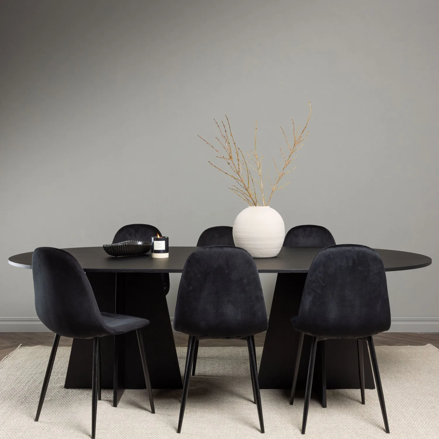 Matgrupp Venture Home Bootcut Oval med 6 Polar Sammet Stolar