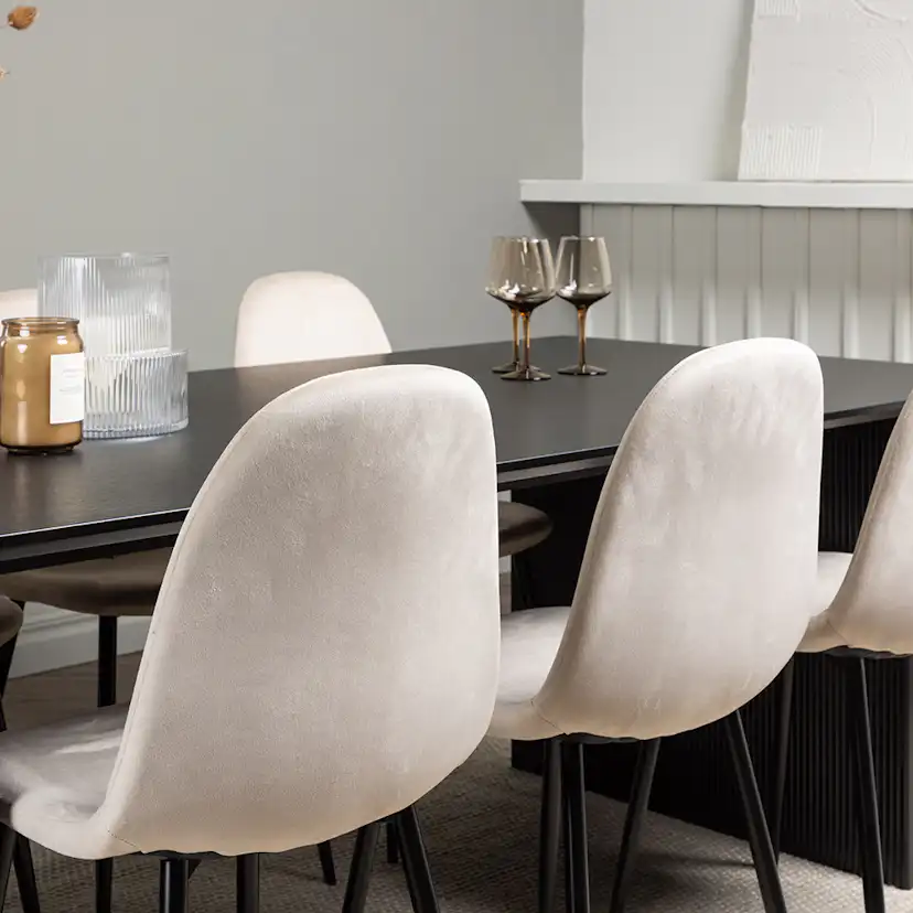 Matgrupp Venture Home Vail med 6 Polar Stolar Sammet