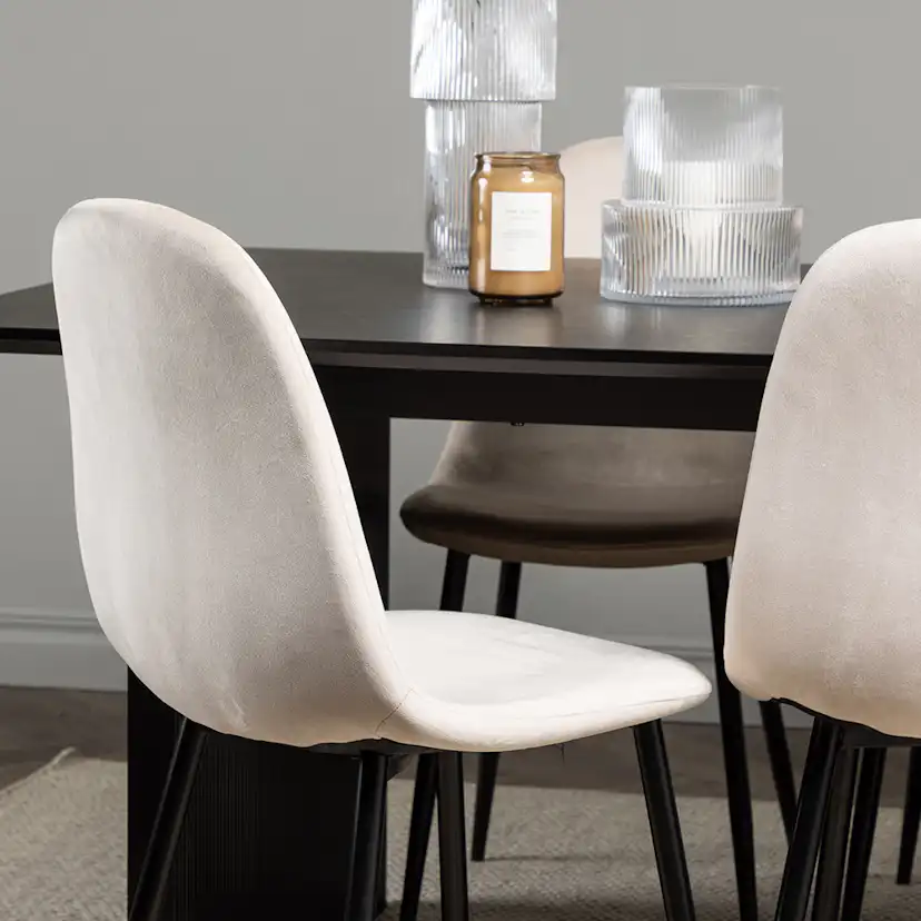 Matgrupp Venture Home Vail med 6 Polar Stolar Sammet