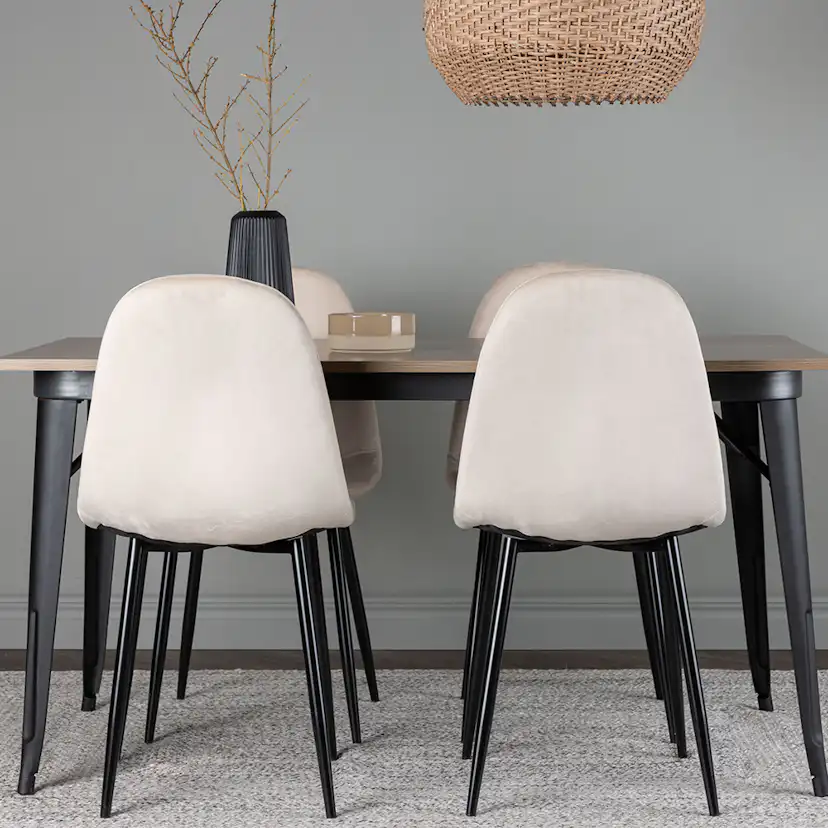 Matgrupp Venture Home Tempe 140 cm med 4 Polar Stolar Sammet