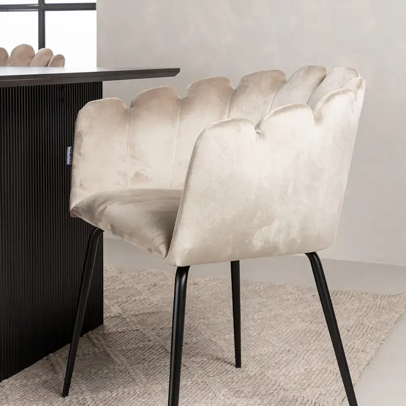 Matgrupp Venture Home Vail med 4 Limhamn Light Stolar