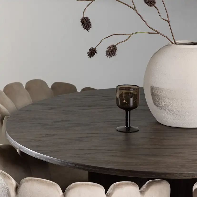 Matgrupp Venture Home Olivia Ø 110 cm med 4 Limhamn Stolar Sammet