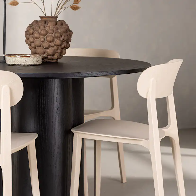 Matgrupp Venture Home Olivia Ø 110 cm med 4 Åstol Stolar