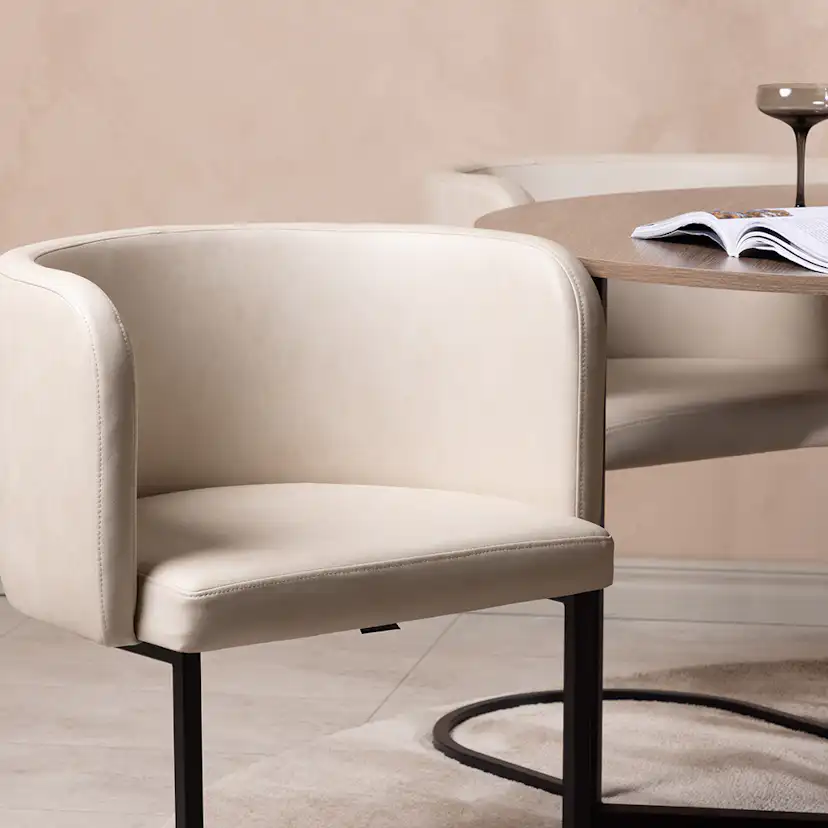 Matgrupp Venture Home Durango Ø 120 cm med 4 Simrishamn Stolar