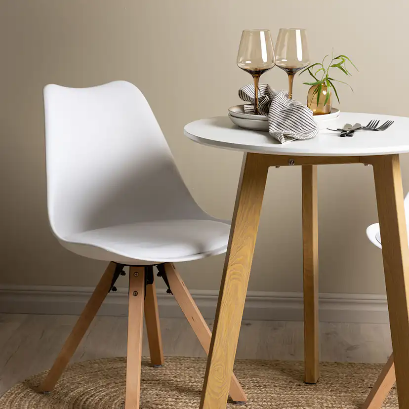 Matgrupp Venture Home Leonora Ø65 cm med 2 st Zeno stolar