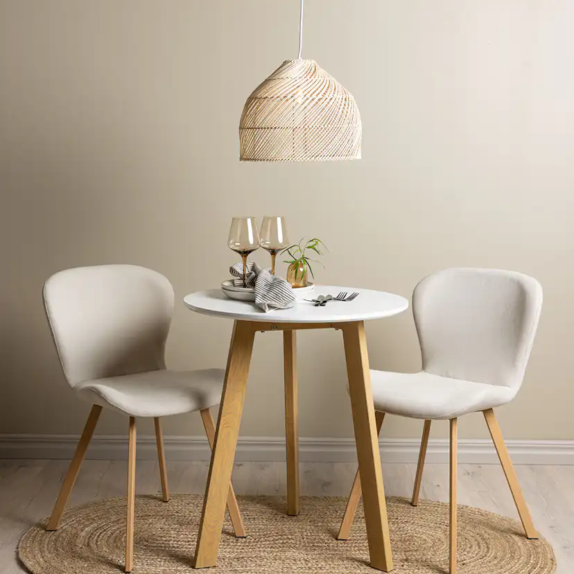 Matgrupp Venture Home Leonora Ø65 cm med 2 st Lilja stolar