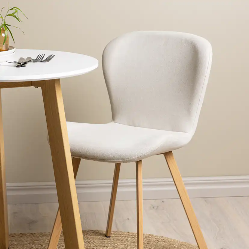 Matgrupp Venture Home Leonora Ø65 cm med 2 st Lilja stolar