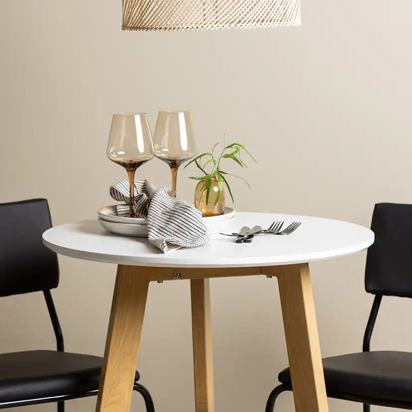 Matgrupp Venture Home Leonora Ø65 cm med 2 st Kenth stolar