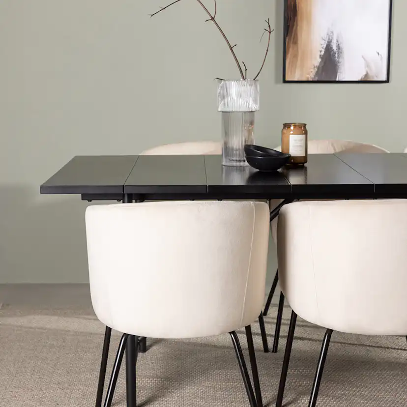 Matgrupp Venture Home Astrid med 6 Berit Stolar