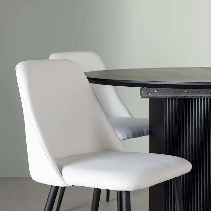 Matgrupp Venture Home Matilda med 4 Night Stolar