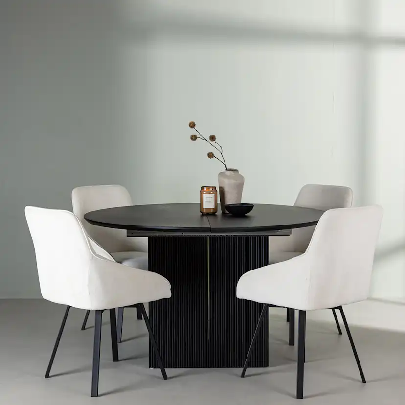 Matgrupp Venture Home Matilda med 4 Rosie Stolar