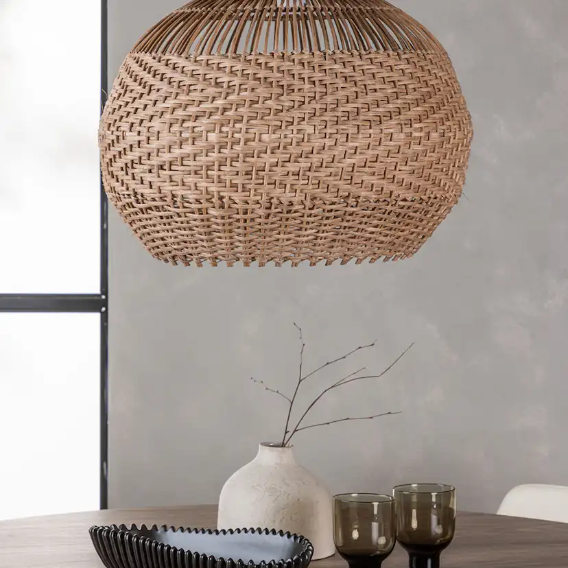 Matgrupp Venture Home Lanzo med 6 Tvist Stolar