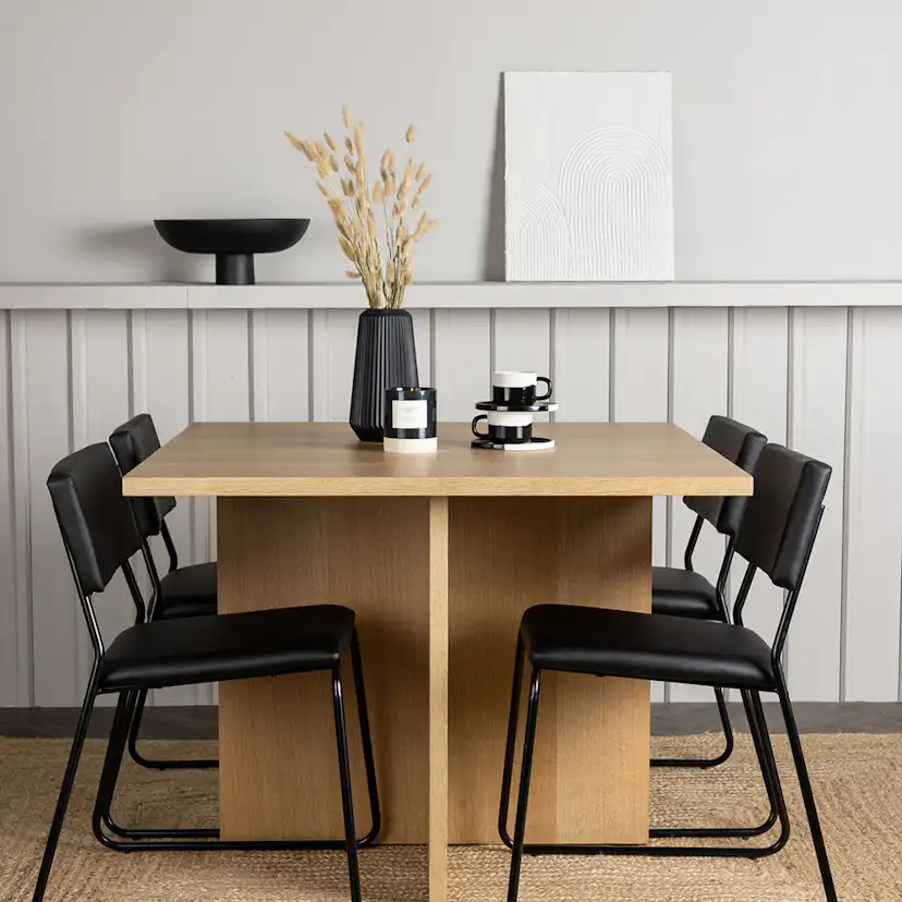 Matgrupp Venture Home Leo med 4 Kenth Stolar