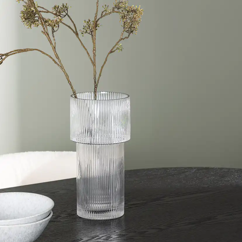 Matgrupp Venture Home Isolde Ovalt Matbord 180 cm & 4 Edina Stolar i Vit Boucle