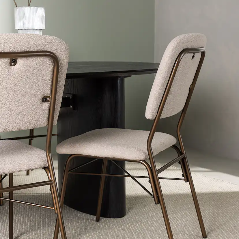 Matgrupp Venture Home Isolde med 4 st Seda stolar